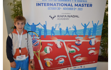 Fergus à la Rafa Nadal Academy !